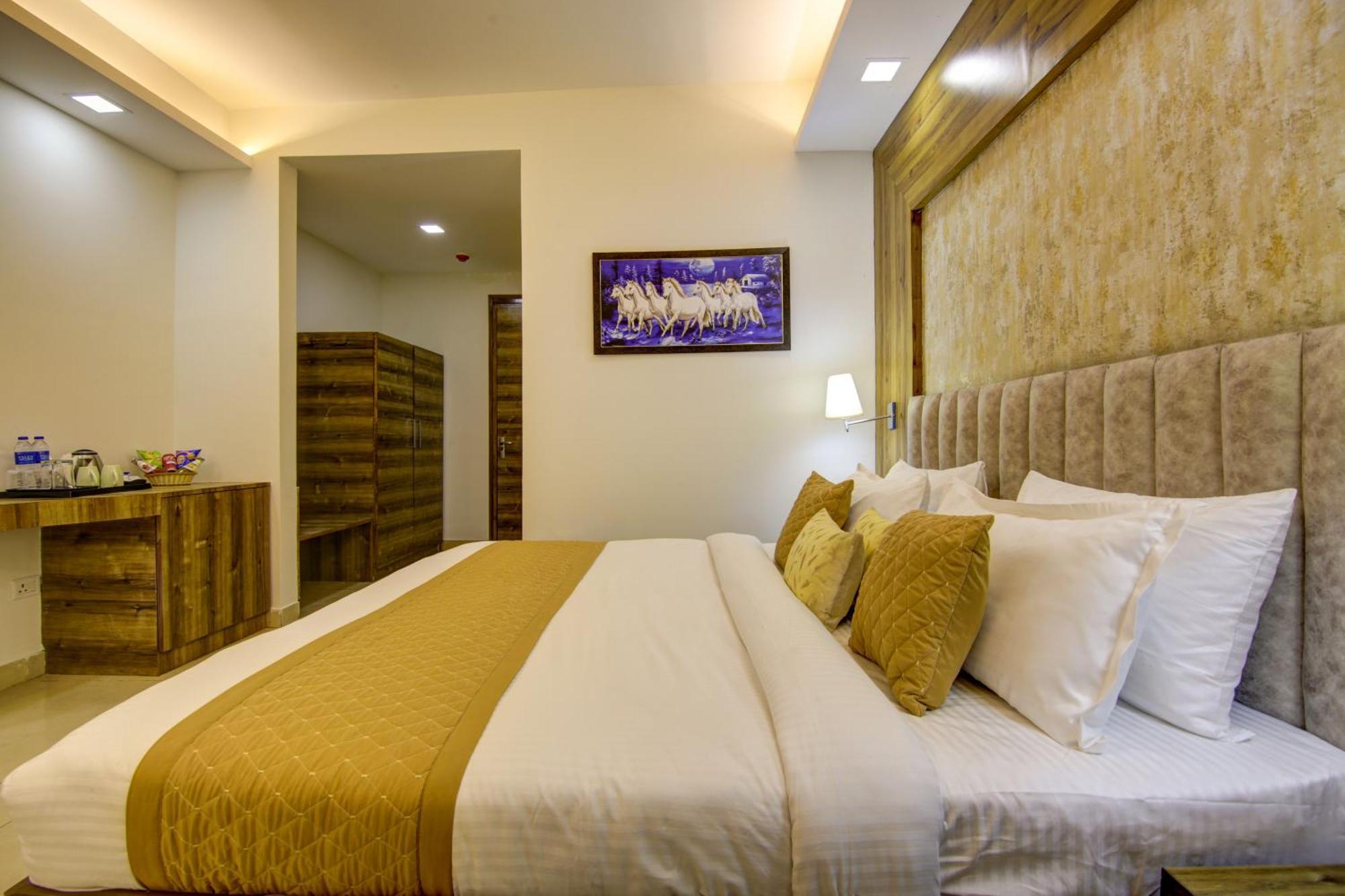 Hotel Prithvi-Raj Near Delhi Airport New Delhi Exterior foto