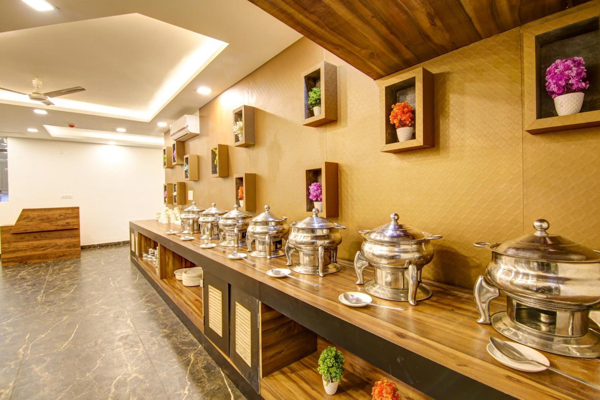 Hotel Prithvi-Raj Near Delhi Airport New Delhi Exterior foto