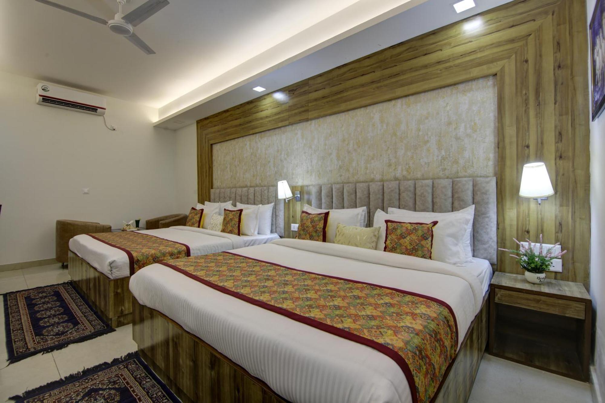 Hotel Prithvi-Raj Near Delhi Airport New Delhi Exterior foto
